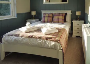 3 bedroom accommodation in Beetley, Dereham - Image 5
