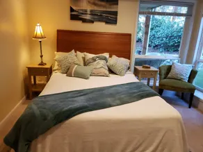 Sparkling Clean suite, close to Woodinville's Wine District. WiFi.  Pet friendly - Image 5