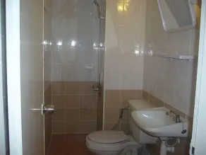 DMK Don Mueang Airport Guest House - Image 5