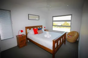 Pindara - Modern, 5 bedroom house with fabulous valley views! - Image 5
