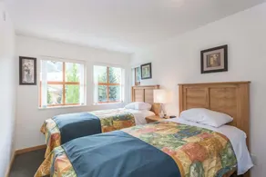 Bright and Clean, Walk Everywhere, Shared Pool and Hot Tub - Image 5