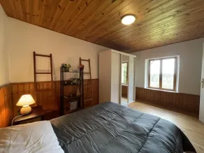 Green haven for couples with parking - Image 4