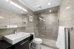 Designer 3 bed Luxurious finishings! Sleeps 6. Communal Hot tub  pool dry sauna - Image 4