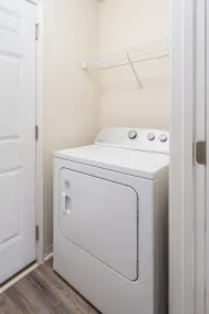 Family Oasis 7 minutes from the Beach. EV friendly - Image 2