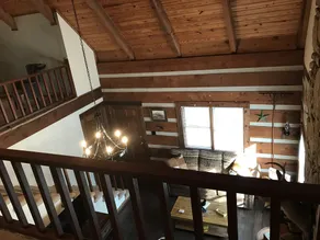 Die Hütte in Flat Rock Farms - rustikale Pracht auf einer schönen, bewachten Pferdefarm - Image 2