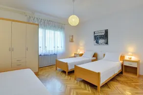 Apartment with washing machine, barbecue and good price - Image 3