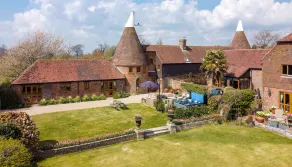 Oast House Near Battle - Image 4