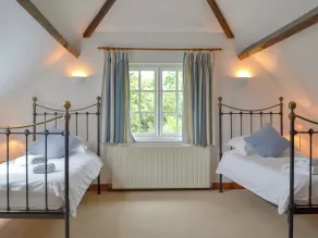 2 bedroom accommodation in Eardisland, near Leominster - Image 5