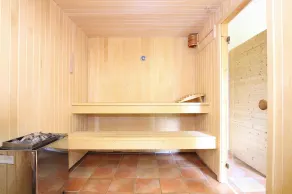 Cottage in Muritz Park Near 1,000 Lakes - Image 3