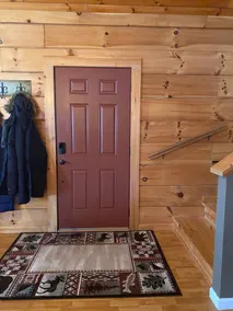 Beautiful Log Home, Lake side. - Image 2