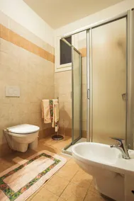 appartamento mantenuto in una bella residenza di sopra Ghiffa - Image 3
