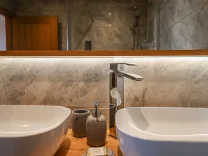 THE OLD CHAPEL, romantic, country holiday cottage in Ilsington - Image 3