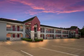 Clarion Pointe - Image 4