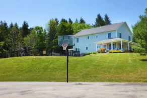 Coop Diamonds Sunrise Estates III -Private bathrooms, Heated Pool, 5 miles to DP - Image 3
