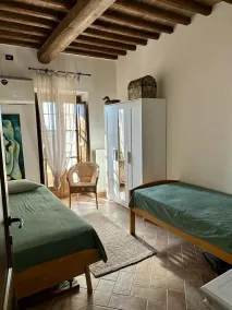 Lovely home between Volterra and San Gimignano - Image 4