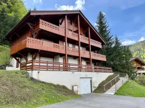 Appartement ski aux pieds, 2 chambres, terrasse et parking couvert - La Clusaz - Image 5