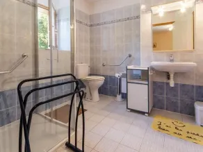 Charming Renovated Farmhouse with Garden, Near Nantes and Canal, Family-Friendly Amenities - Image 2