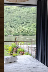 Amazing Waterfront Villa fully equipped w/ infinity pool - Image 3
