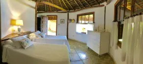Charming house with lots of style on an exclusive beach - Image 4