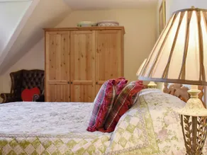 A large, comfortable apartment in this stunning region of North Devon. - Image 5