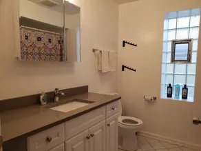 Ridgeland Retreat/ Street level Apt easy access - Image 3