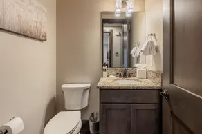 Cozy Family Home, Suncadia Pool Access - Image 3