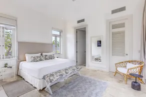 Villa 3 Palmeras -Magnificent and stylish Villa - Image 4