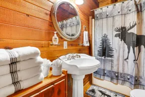 Escape to Moose Crossing – A Cozy Cabin Retreat in Blue Ridge, GA! - Image 4