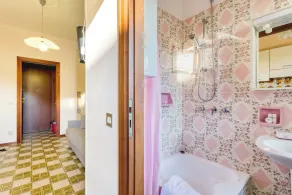 Il Rifugio - Town Center Apartment with Balcony - Happy Rentals - Image 4
