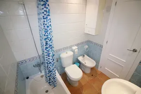 Apartment with pool and sea views. - Image 3