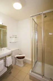 Ballsbridge Apartments - Image 5