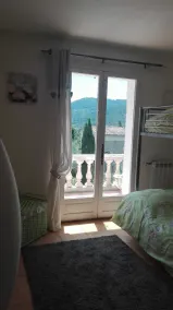 Große und lebhafte Familienvilla im Herzen der Provence - Image 5