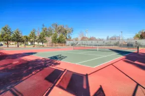 New & Private Guesthouse: Gated, AC+Washer+Dryer, easy Parking in Cambrian Park - Image 3