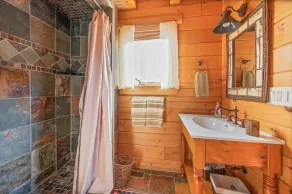 Luxurious Woodstock Home Rental Catskill Mountains Views & Private Retreat - Image 5