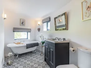 1 Bed in Hawton oc-d33741 - Image 2
