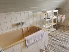 Comfortable and bright vacation apartment (67 m²) with free Wi-Fi - Image 4