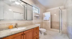 Un'eccellente villa familiare Barbados con piscina privata - 2 minuti a piedi dalla spiaggia - Image 4