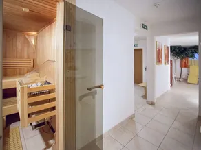 Apartment in Kaltenbach near Ski Lift - Image 3