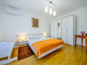 Ferienhaus mit privatem Pool, Klimaanlage,  W-LAN, TV, Terrasse, Haustiere erlaubt, Panoramablick - Image 4