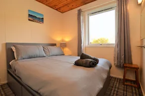Stunning location with sea and hill views, close to resort facilities - Image 5