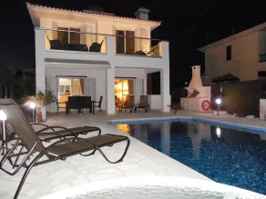 Villa di lusso con piscina privata nel villaggio di Pissouri - Image 3