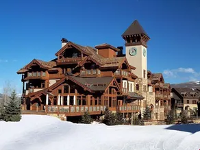 Mountain Condo + Pejs & Privat Balkon | Pool & Hot Tub On-Site! - Image 5