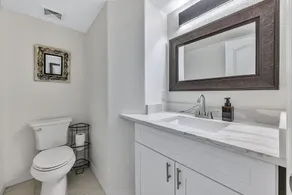 Luxury 3 Bedroom Home in Gilbert - Image 3