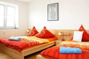 Comfortable apartments in a great location in the center of Cologne, with a tram stop right outside the door. - Image 3