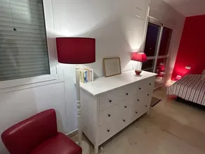 Superbe Penthouse avec vue sur la mer ( 8 minutes à pied) - Image 2
