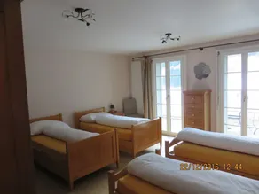 Eugenia Haus spacious, warm family friendly Villa/ Ski Lodge,views Mount Titlis - Image 2