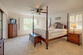 Lakefront Home in Gated Bear Paw with private Dock and Starlink Internet - Image 3
