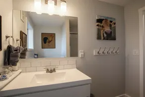 Newly Renovated! Peaceful Country Farmhouse with Hot Tub and Pool - Image 3