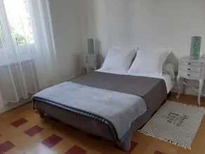 Large, bright apartment with private terrace and garden - parking space included - Image 2