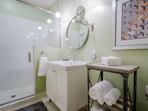 Union Pier Condo With Association Pool! Close To Beach and Downtown! - Image 5